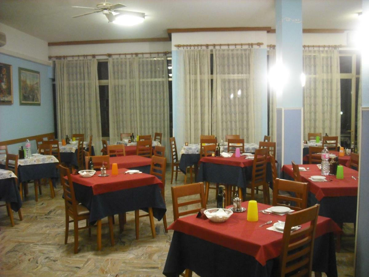 Hotel Bellevue Cesenatico Dış mekan fotoğraf